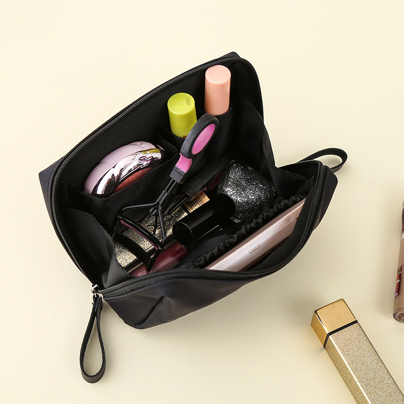 귀여운 크레용 신짱 여성 화장품 가방 만화 여행 방수  - Travel Accessories Toiletry Bag 리뷰 및 가격